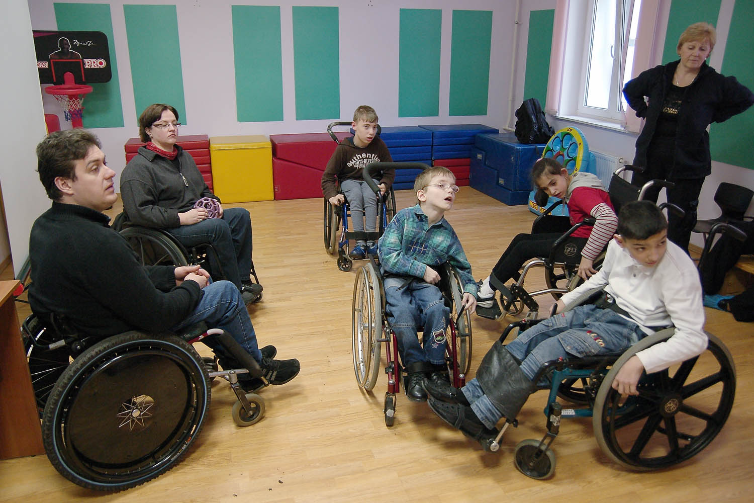 Дети инвалиды 4 группы. Ветлужский социально-реабилитационный центр для инвалидов. Реабилитация детей инвалидов. Поддержка детей инвалидов. Подростки с ограниченными возможностями.